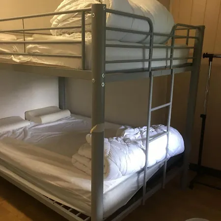 Апартаменты Duplex For 8 A 10 People With Garden